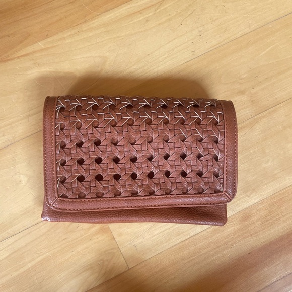 Street Level Handbags - Elegant Brown Woven Clutch with Removal Gold Chain